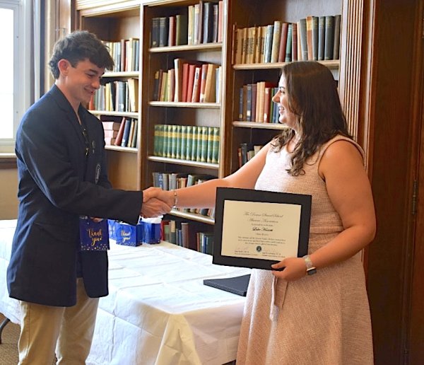Doane Stuart student receives award