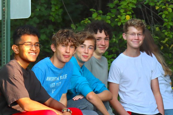 Doane Stuart students doing community service